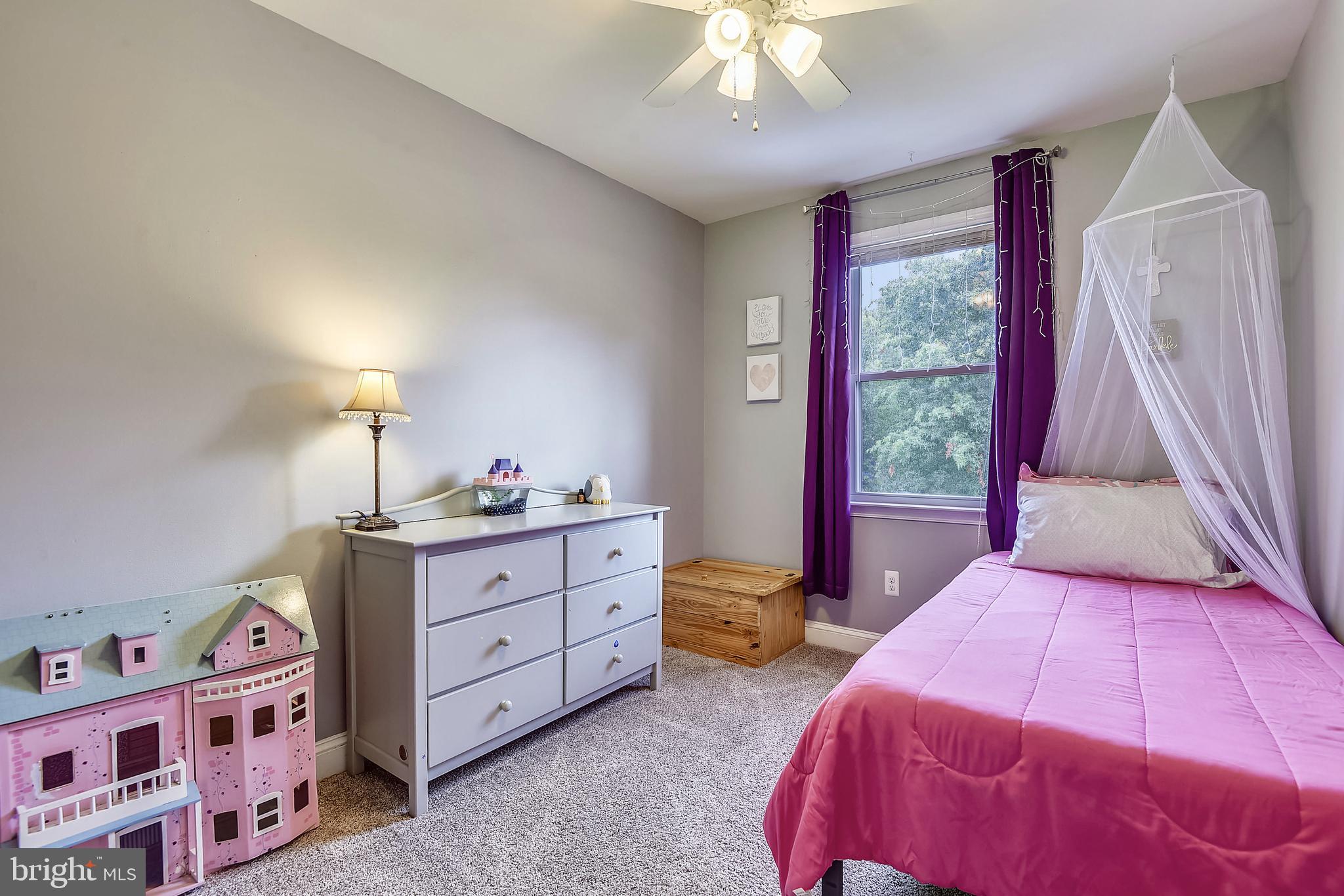 WHISPERING WOODS - Residential