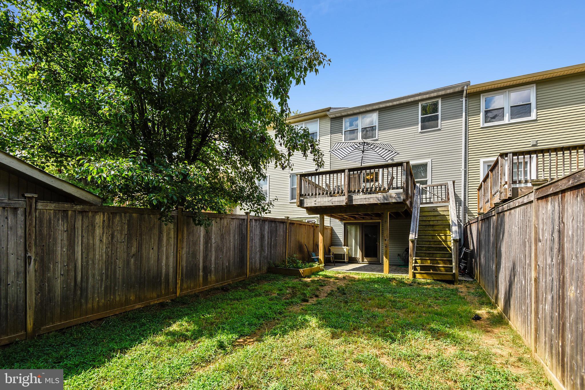 WHISPERING WOODS - Residential