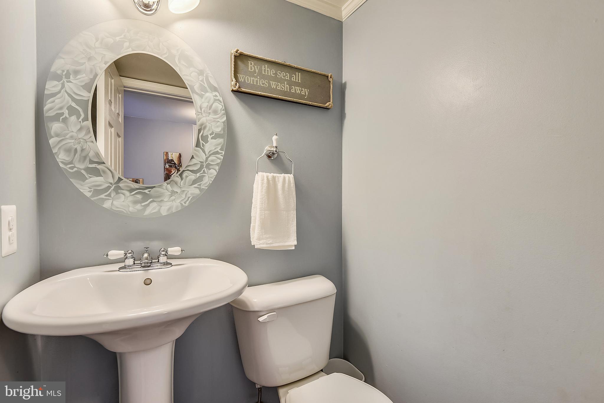 WHISPERING WOODS - Residential