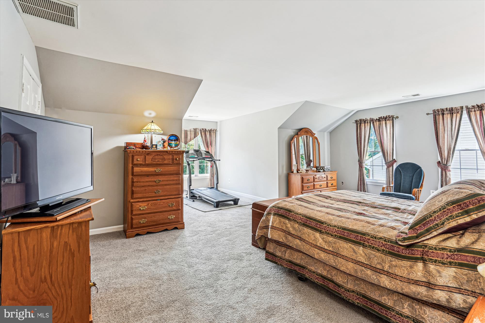 CLIFTON FARM - Residential