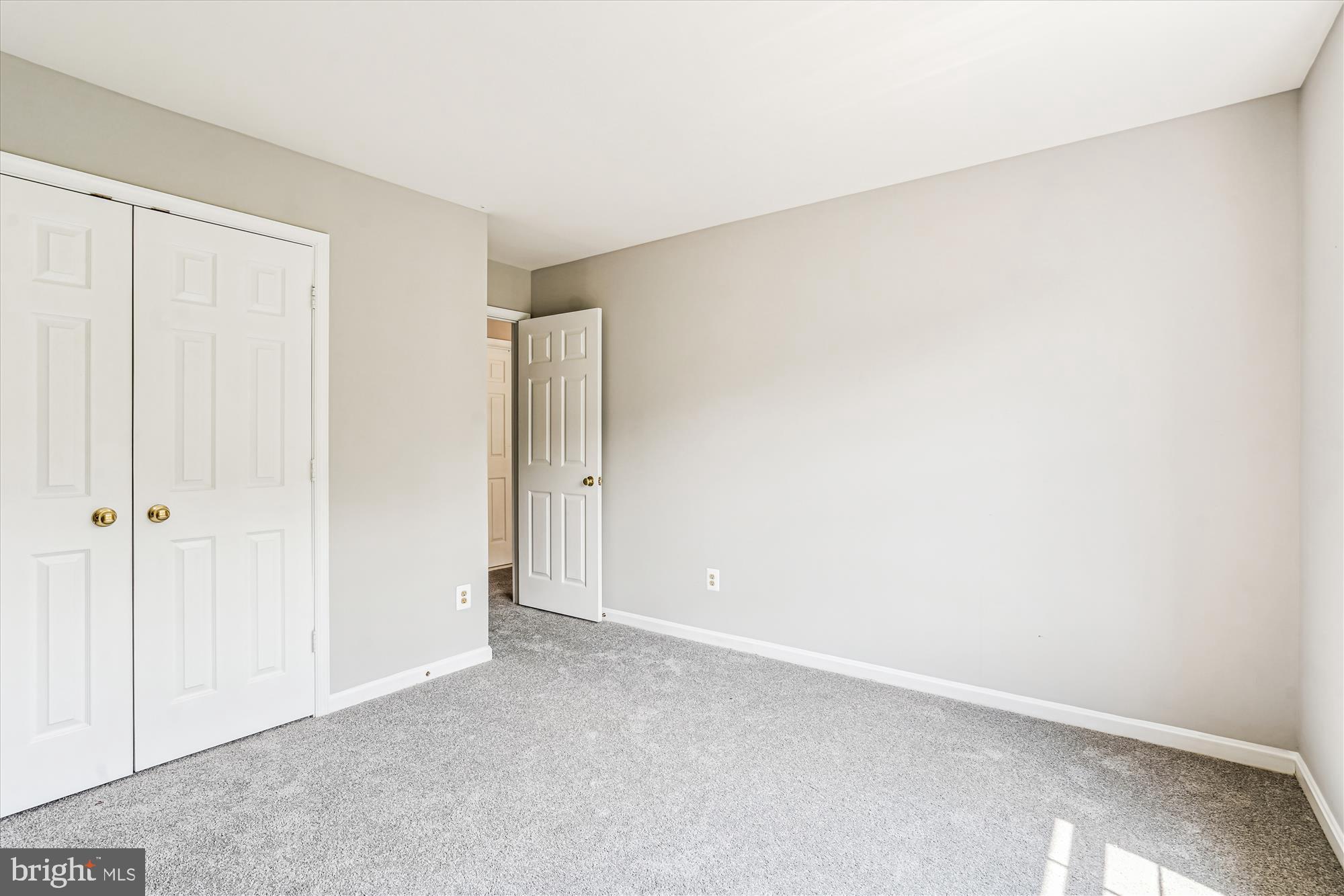 CLIFTON FARM - Residential