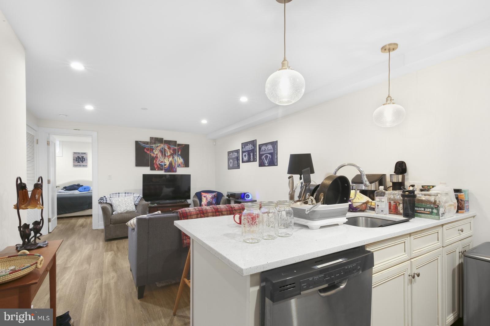 FAIRMOUNT - Residential Lease