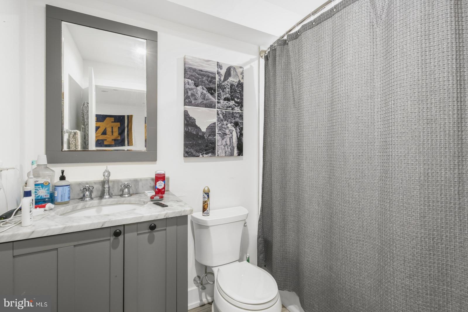 FAIRMOUNT - Residential Lease