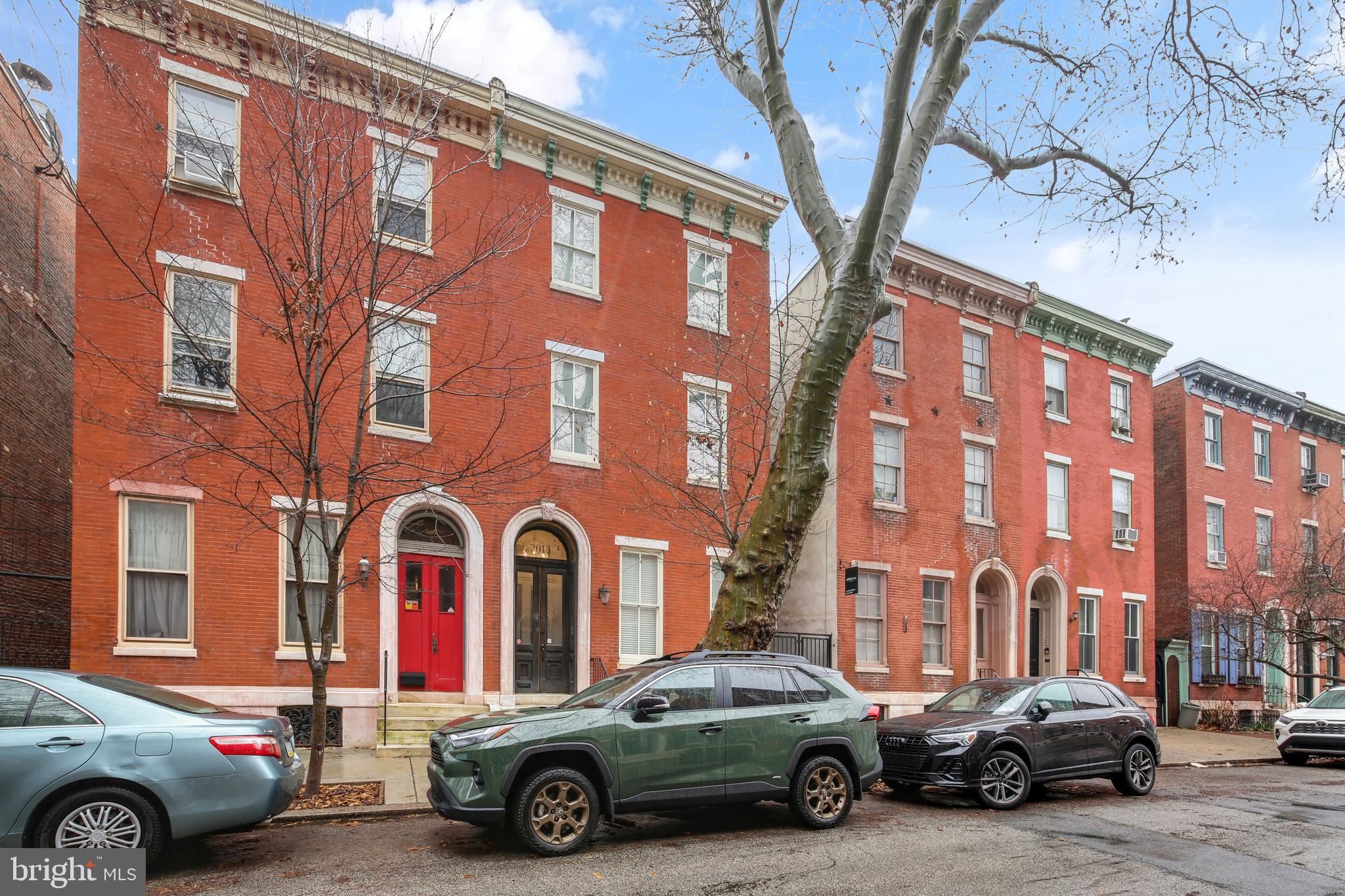 FAIRMOUNT - Residential Lease