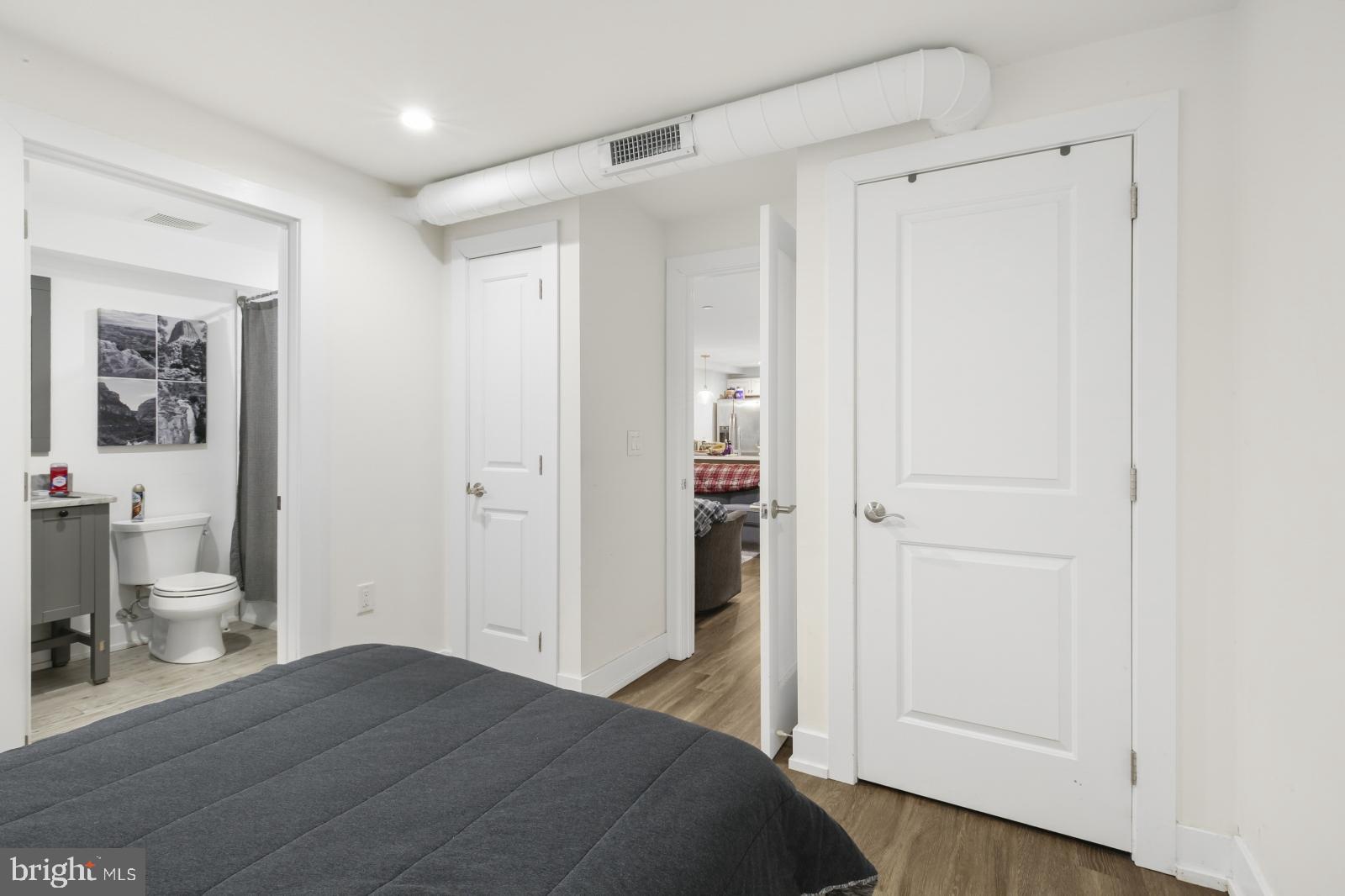 FAIRMOUNT - Residential Lease