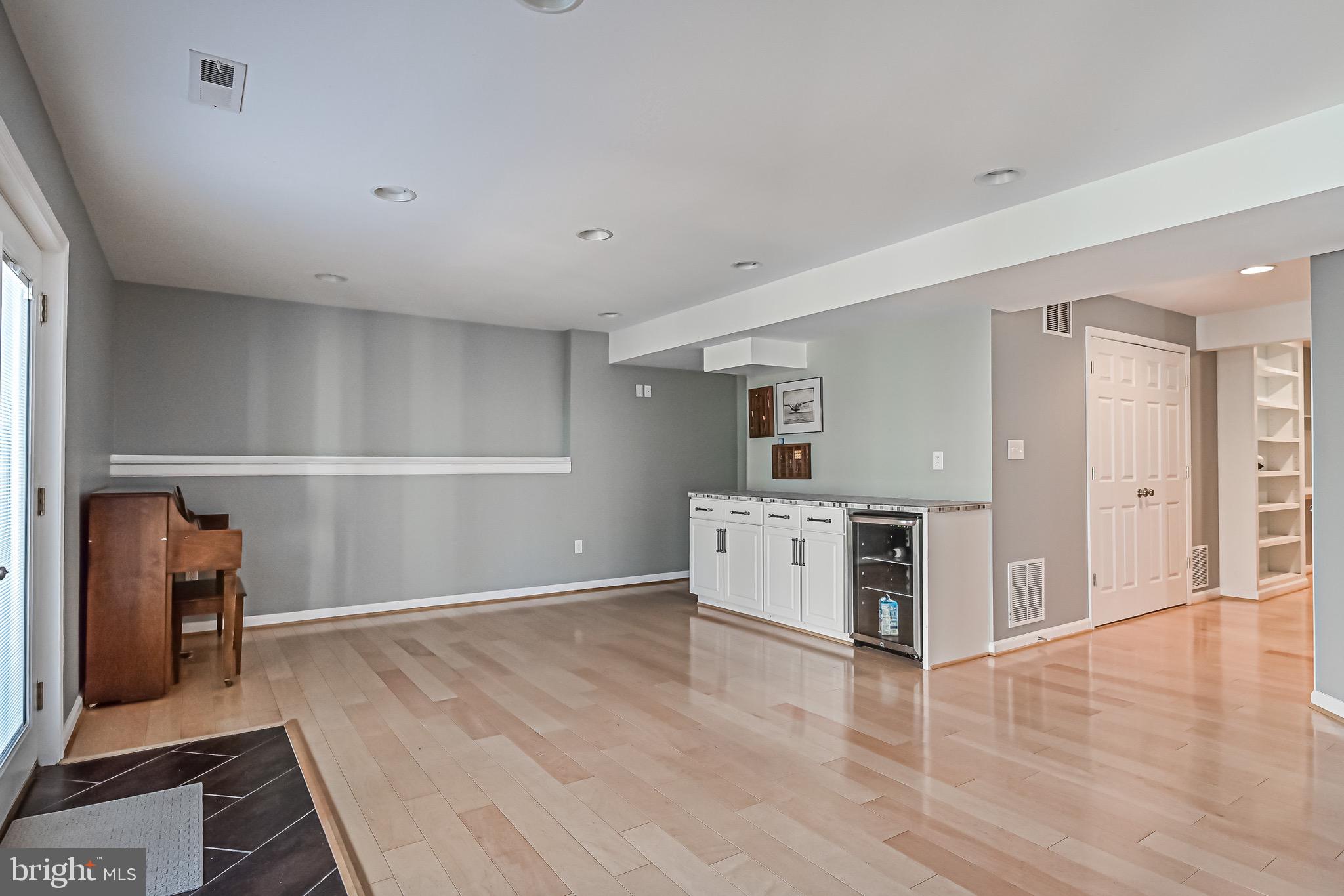 CASCADES/POTOMAC - Residential