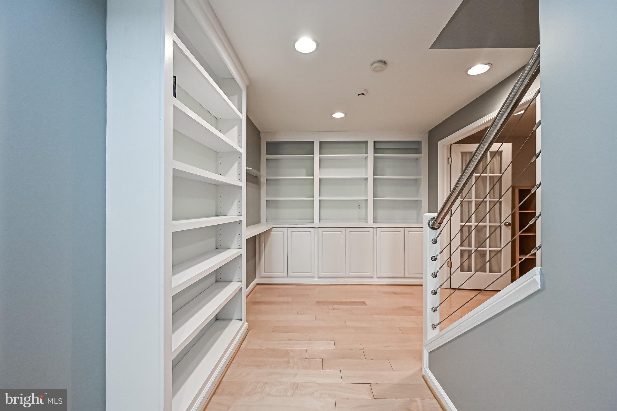 CASCADES/POTOMAC - Residential