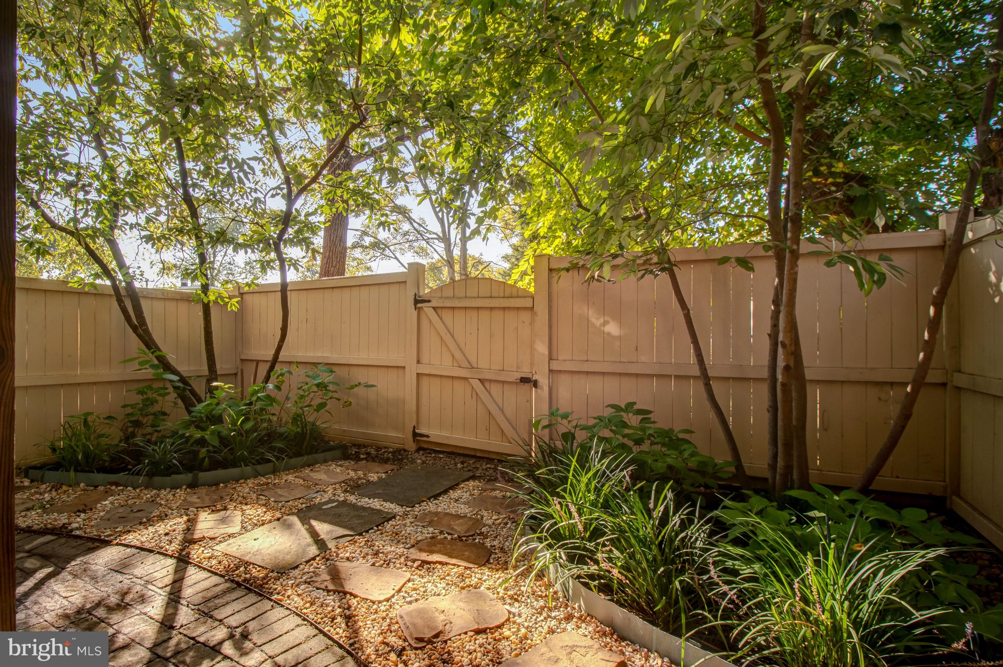 CHANCERY SQUARE - Residential