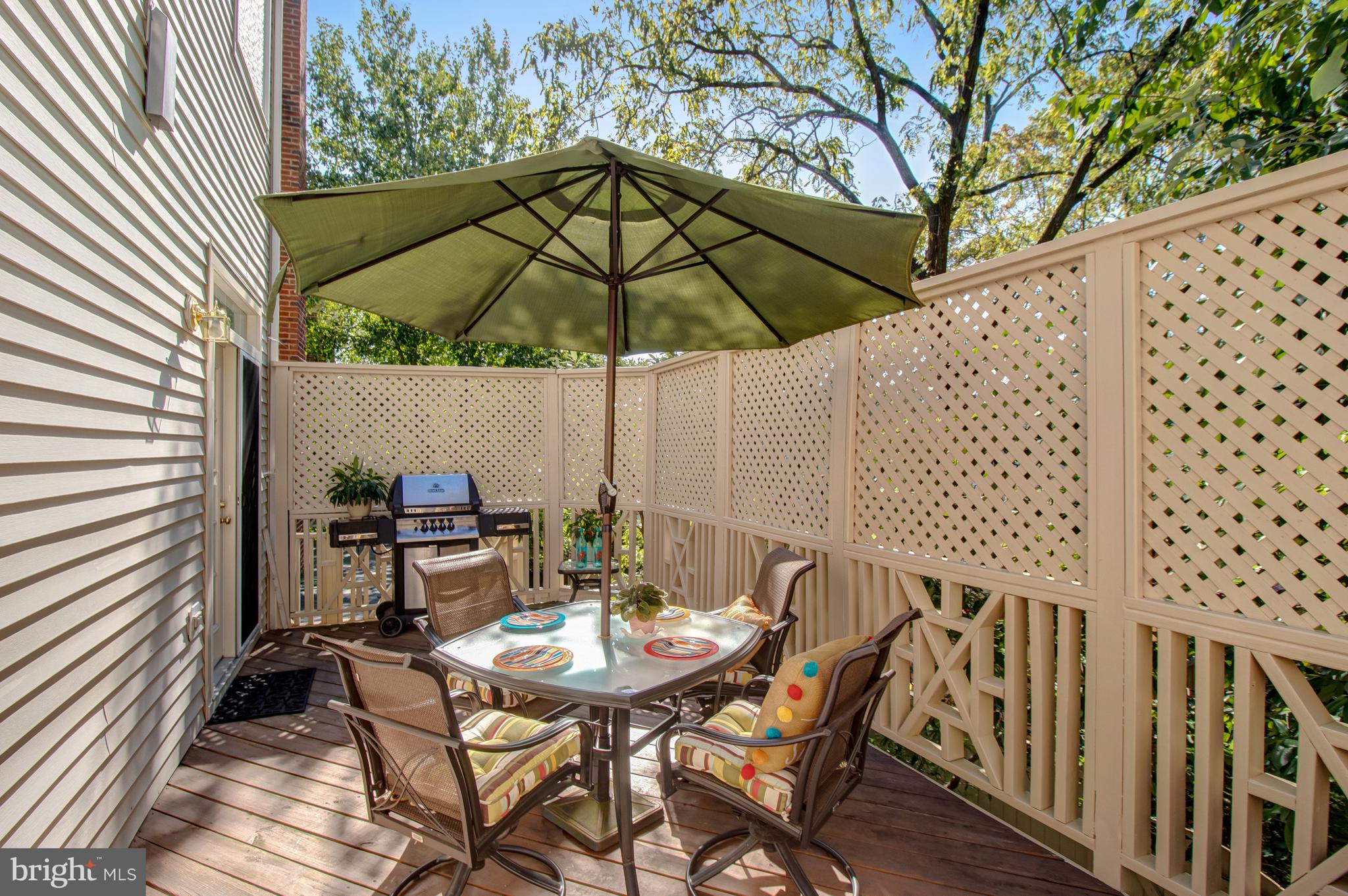 CHANCERY SQUARE - Residential