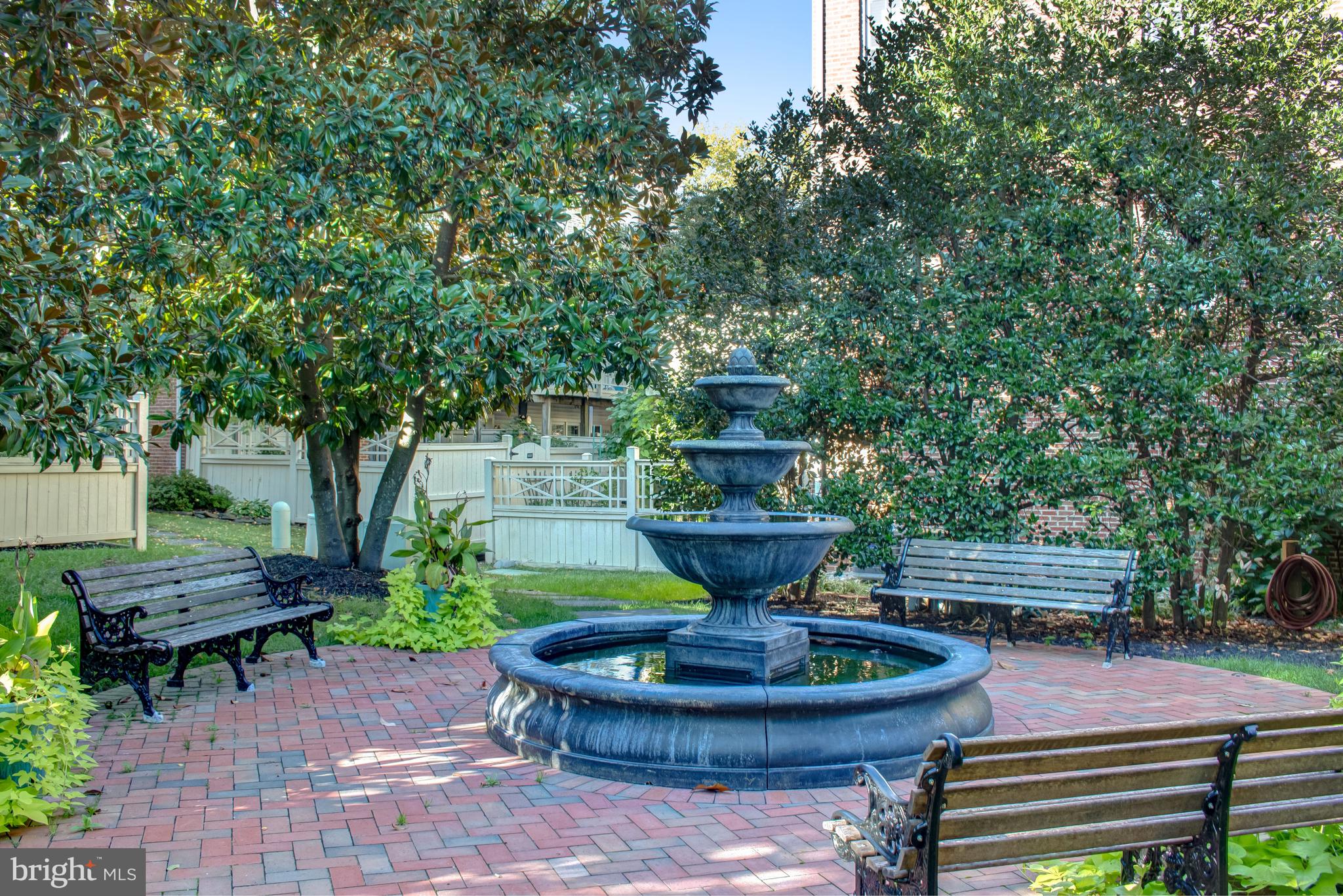 CHANCERY SQUARE - Residential