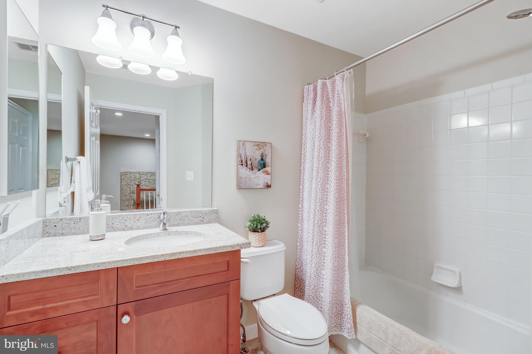 CHANCERY SQUARE - Residential