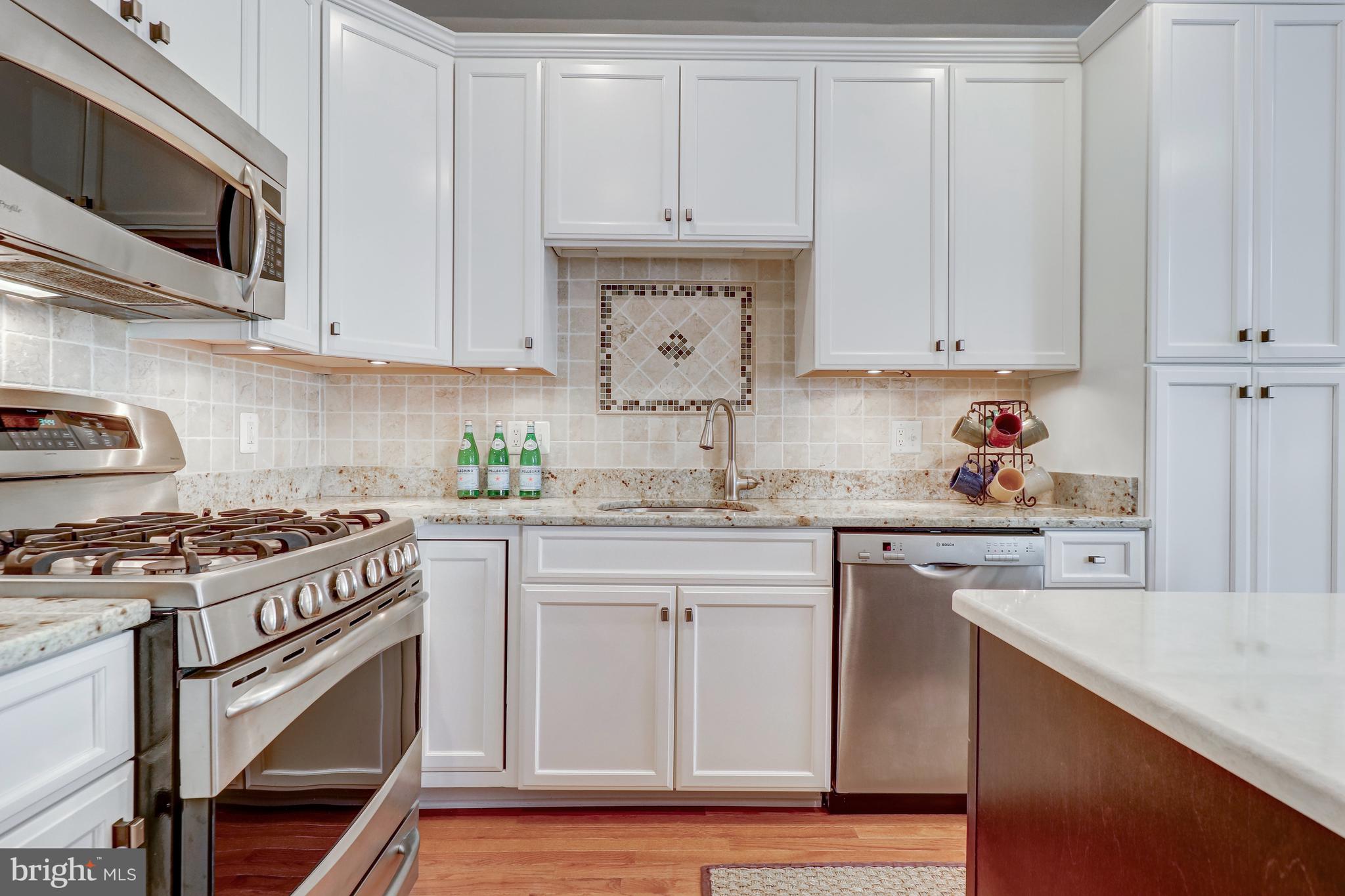 CHANCERY SQUARE - Residential