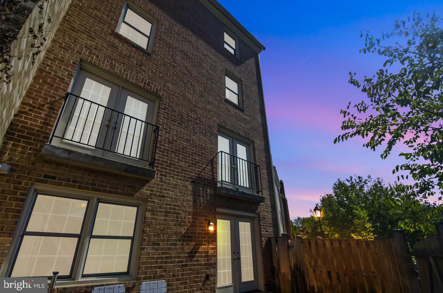 7628 WESTLAKE TERRACE 74