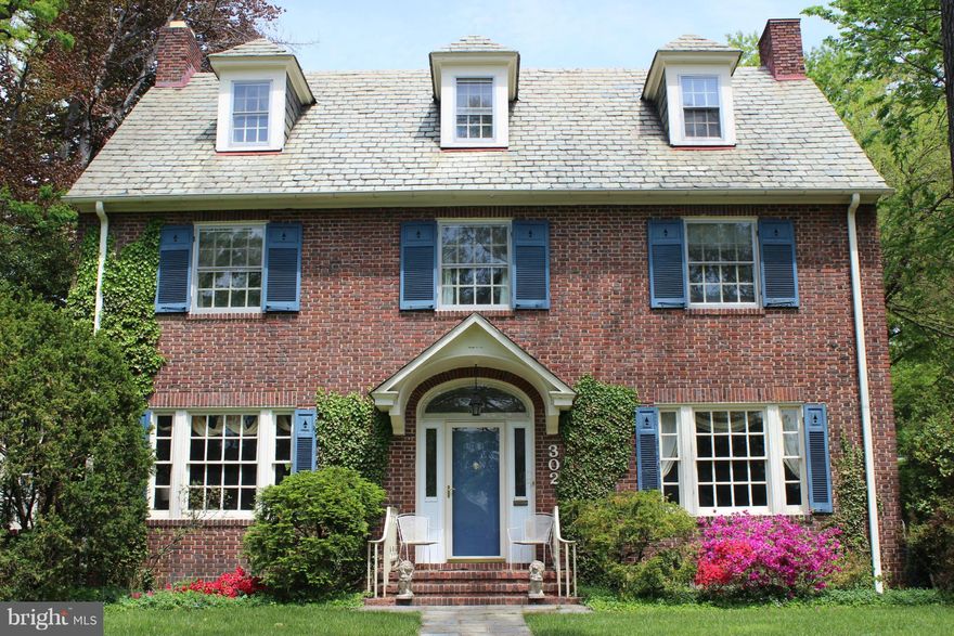 Enjoy views of Sherwood Gardens from almost every room in this Quintessential Guilford Home. Built in 1922, this all Brick home features 6 BR and 3.5 BA, Original Hardwood floors and Molding throughout, Large eat in Kitchen, Light Filled Sunroom, Private MBR Balcony, Mudroom and Grand Foyer. 2010 Boiler and 2014 Lower Roof. Don't miss this one, Houses like this don't come around often! SOLD AS IS.