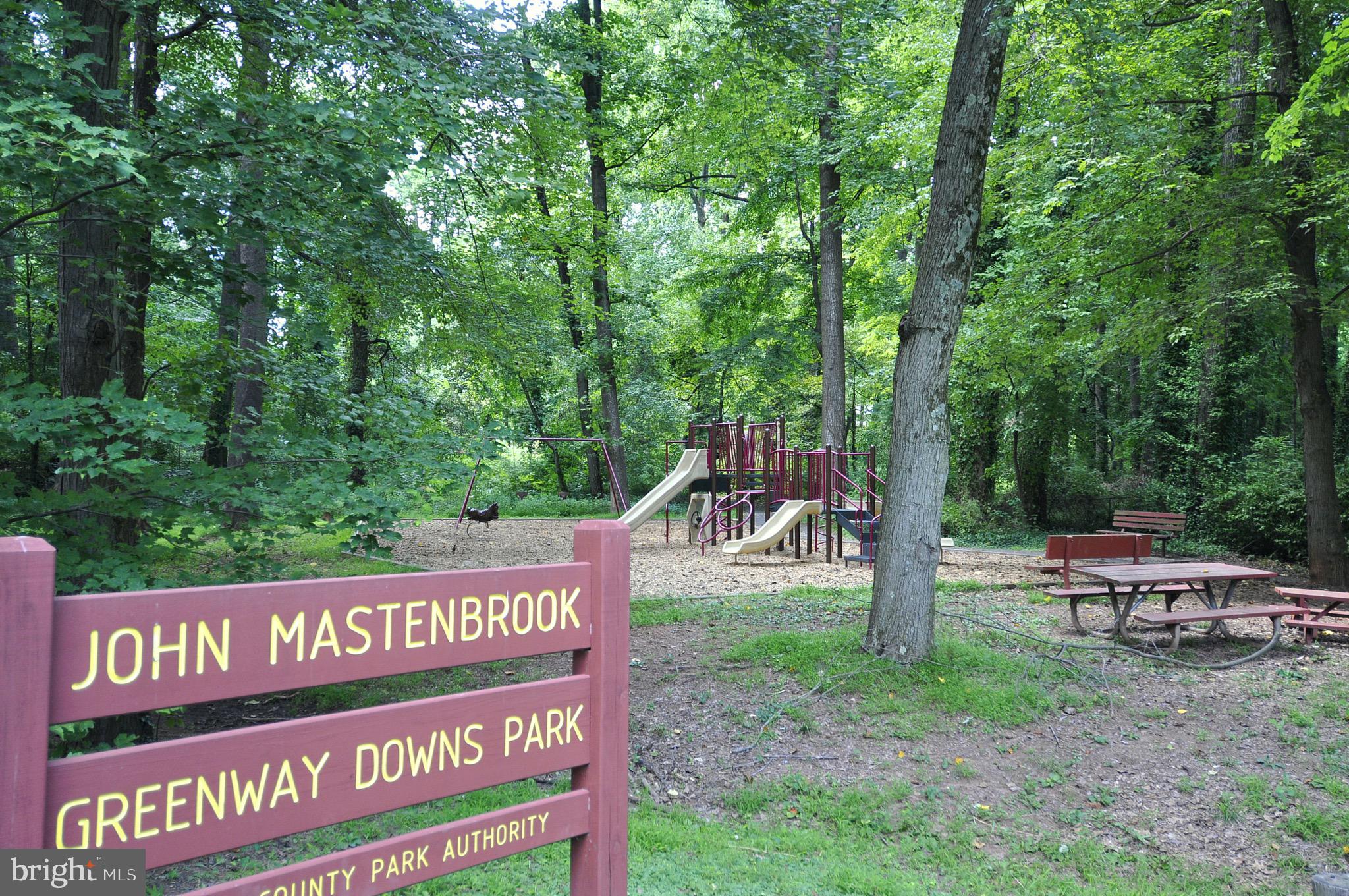 WESTMORELAND SQUARE - Residential