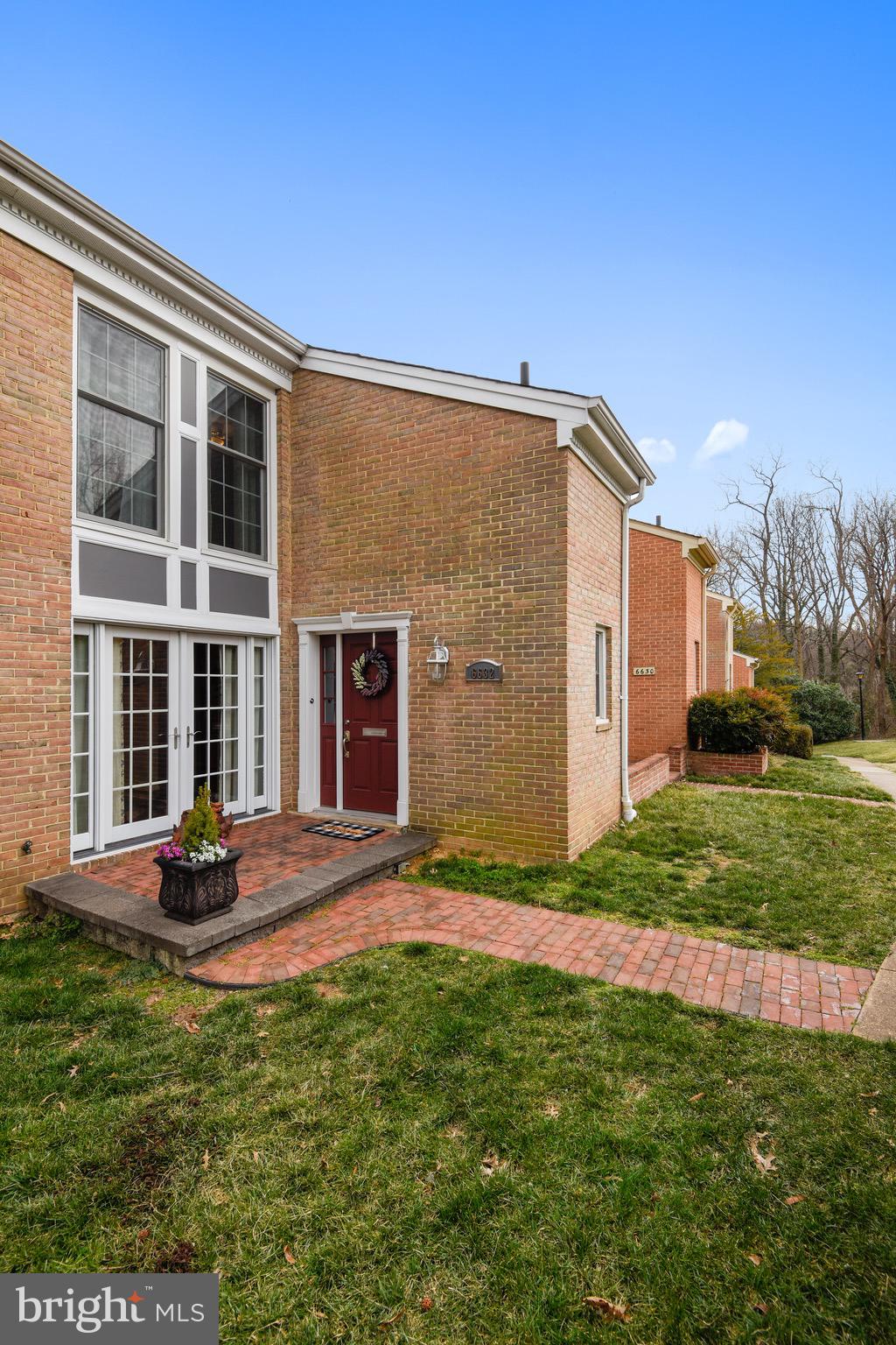 WESTMORELAND SQUARE - Residential