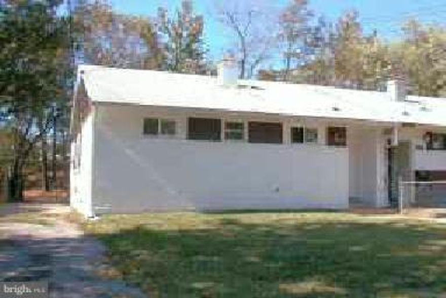 Three Bedroom. ! Bath.