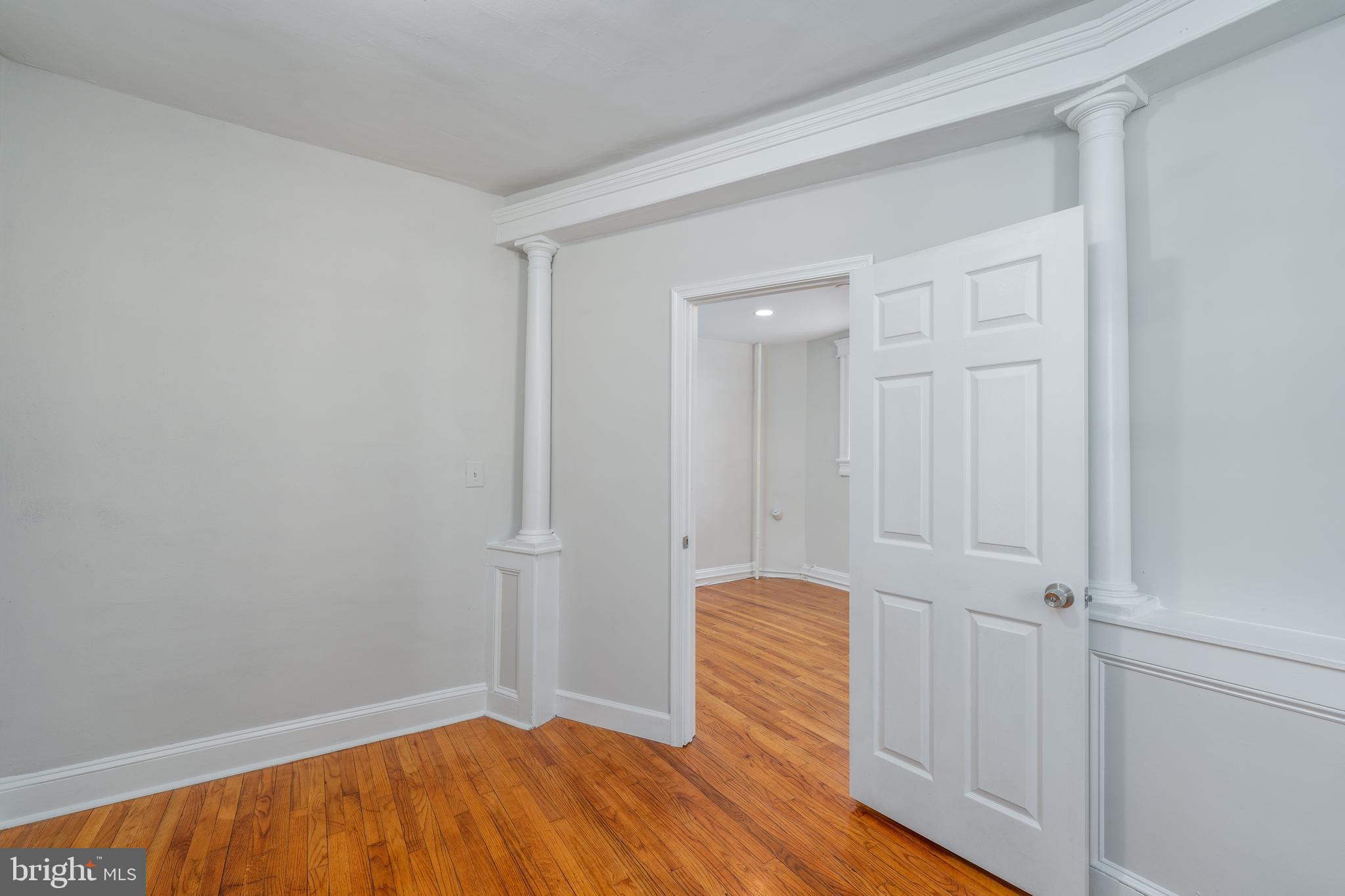 OAKENSHAWE HISTORIC DISTRICT - Residential Lease