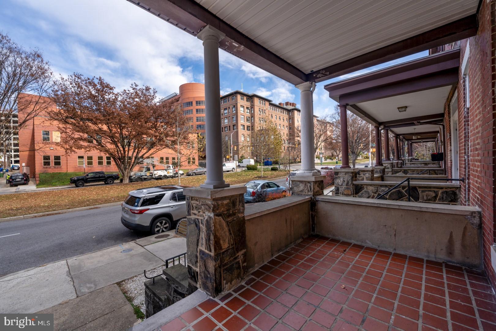 OAKENSHAWE HISTORIC DISTRICT - Residential Lease