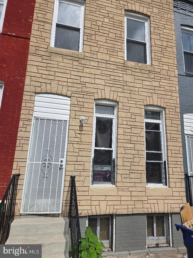 1723 N FULTON AVENUE N