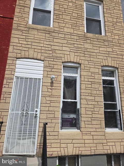 Townhouse For Sale - 1723 N Fulton Avenue<br/> Baltimore City County, BALTIMORE, MD 21217