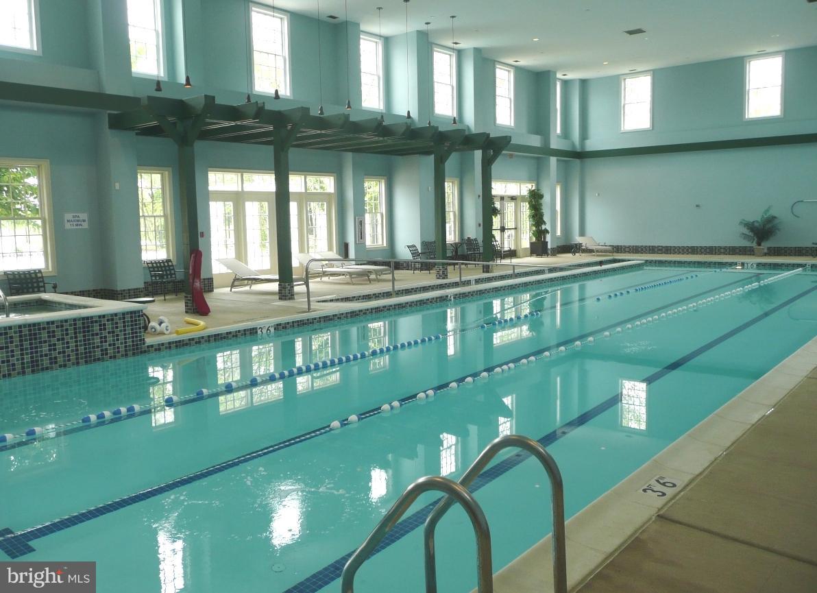 THE GREENBRIER CONDO - Residential Lease