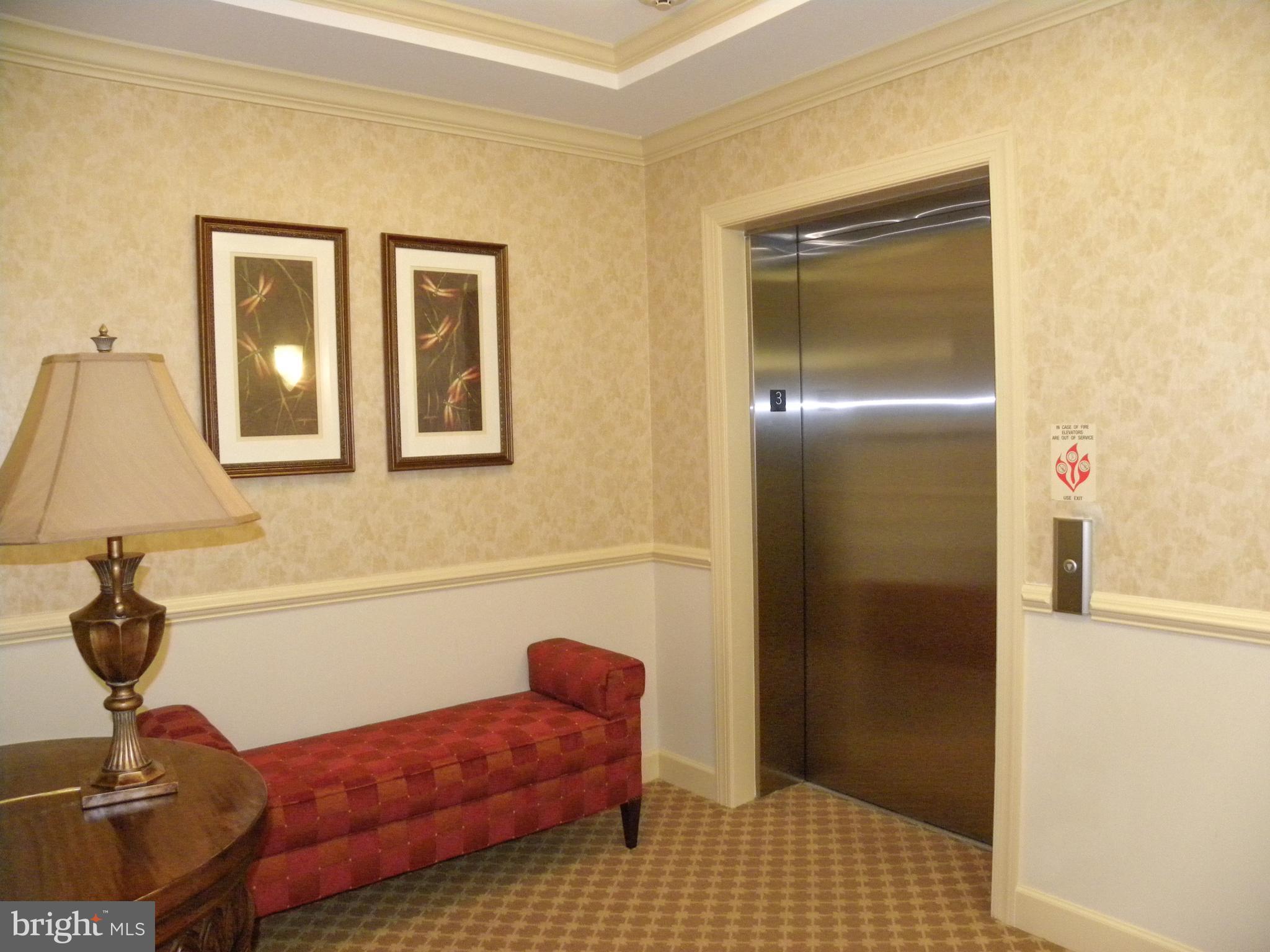 THE GREENBRIER CONDO - Residential Lease