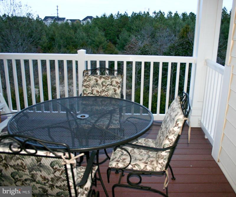 THE GREENBRIER CONDO - Residential Lease