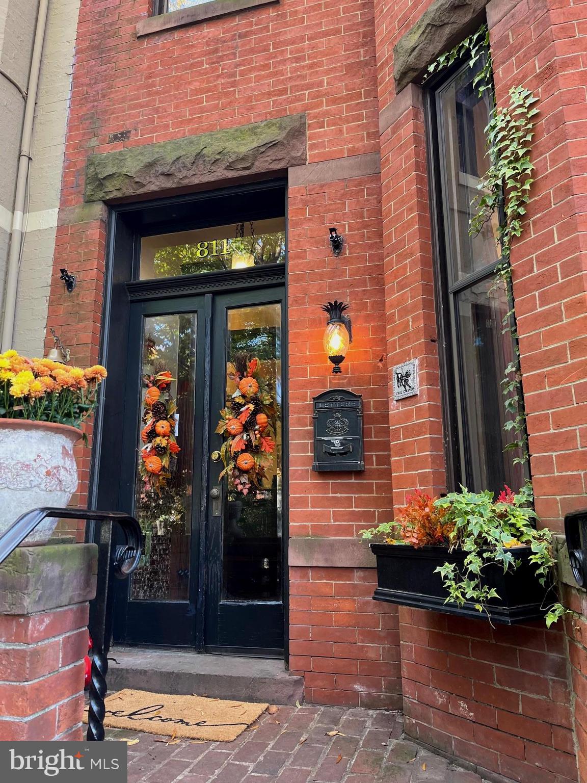 811 MASSACHUSETTS AVENUE NE