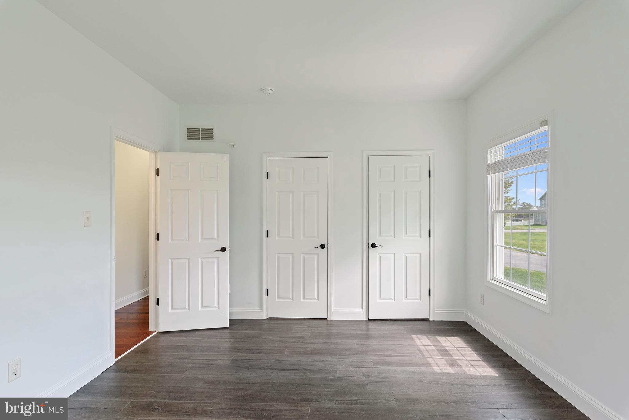 PRESTWICK - Residential