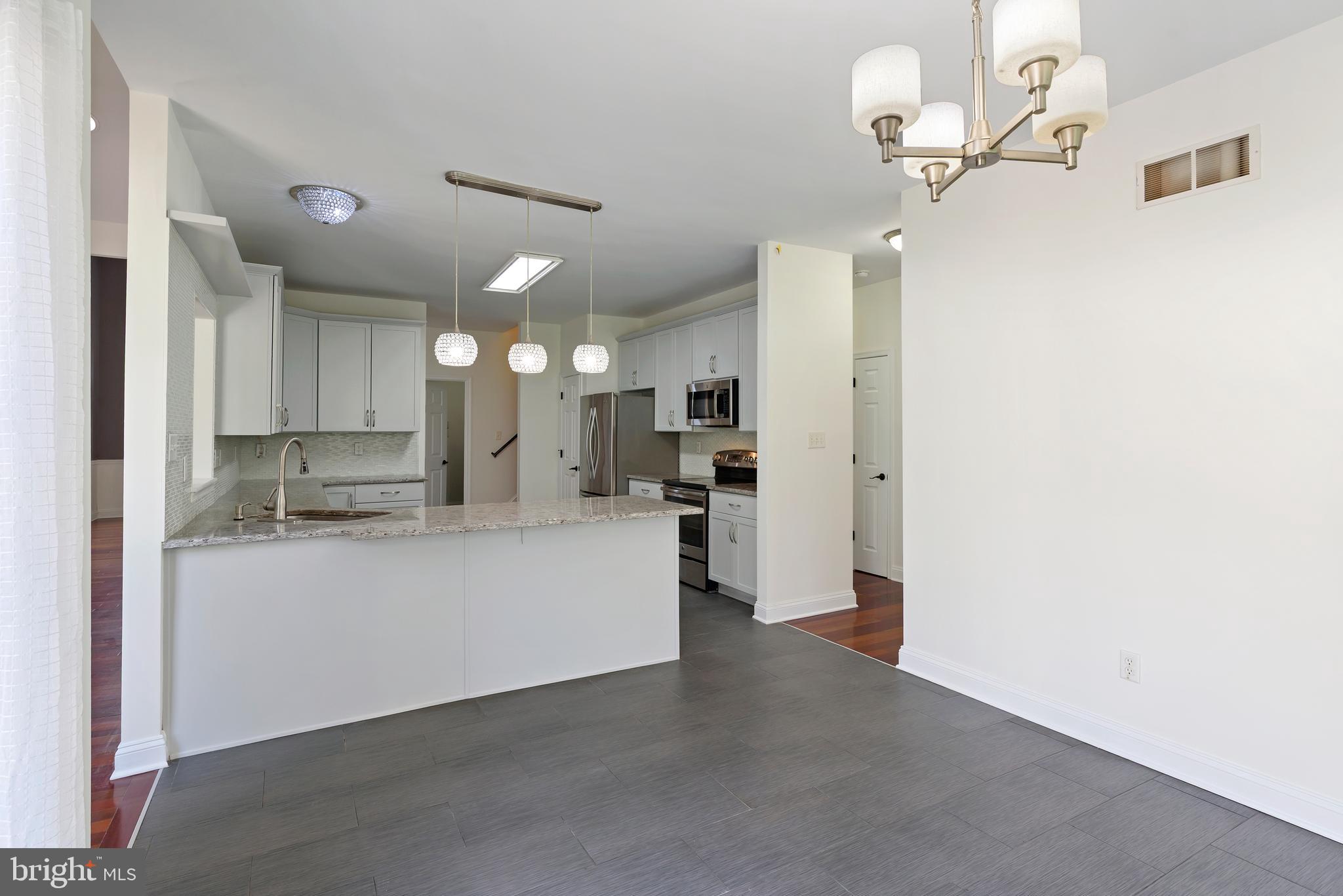 PRESTWICK - Residential