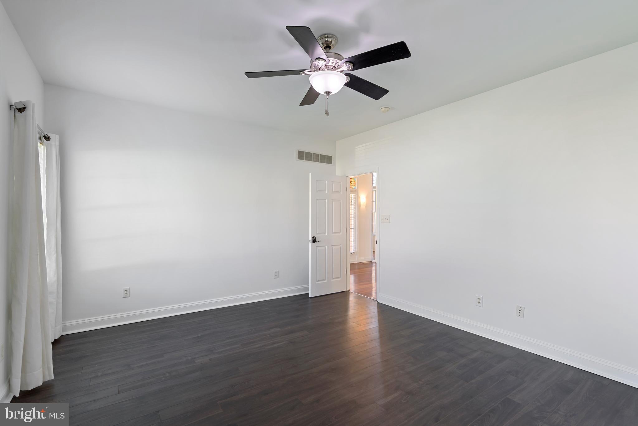 PRESTWICK - Residential