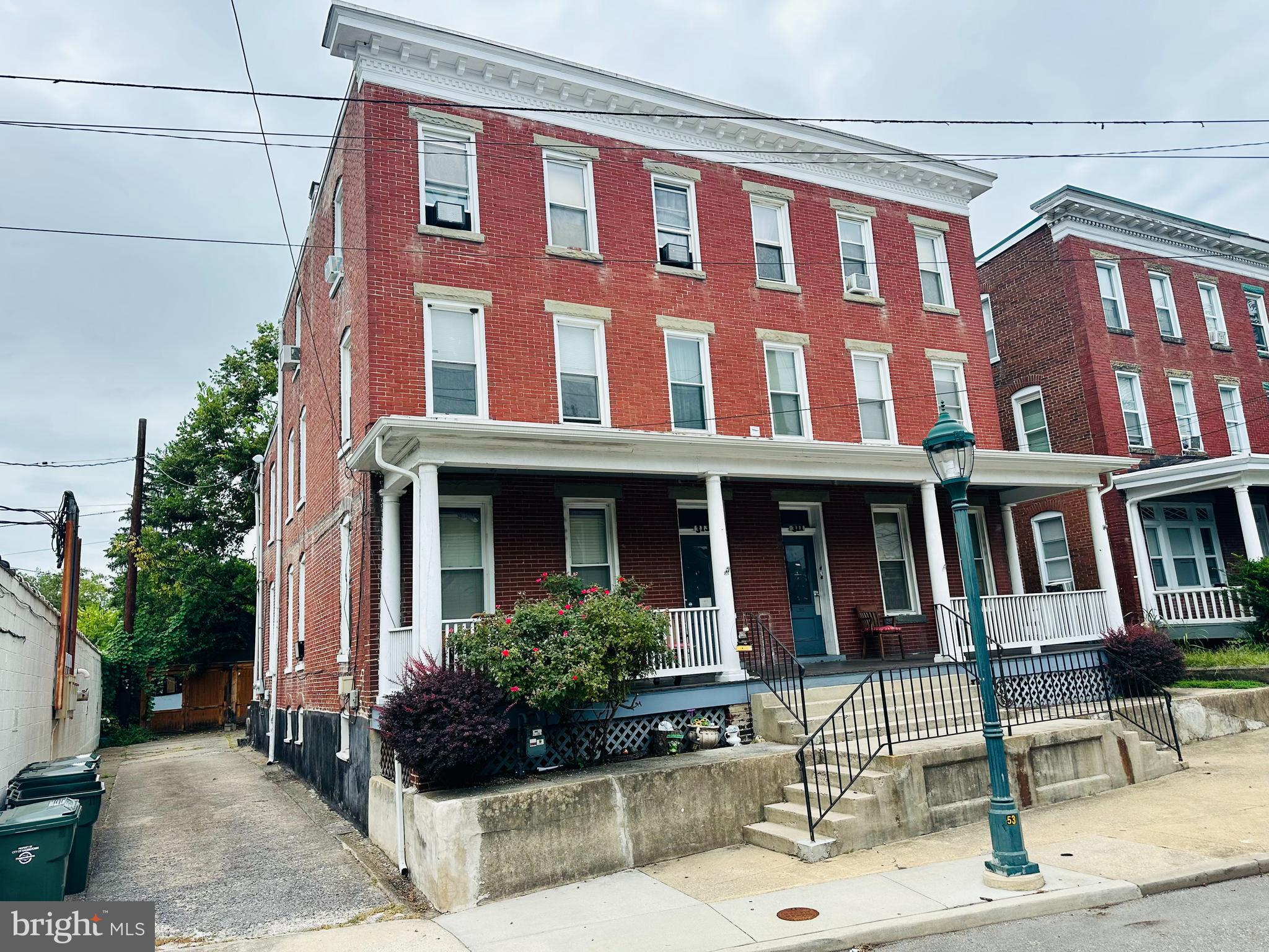 DOWNTOWN HAGERSTOWN - Commercial Sale