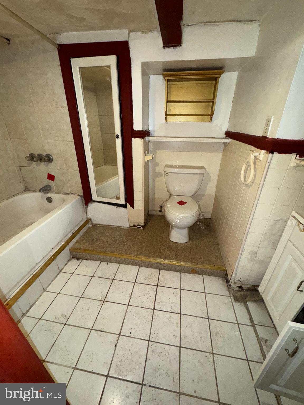 WINDSOR HILLS - Residential