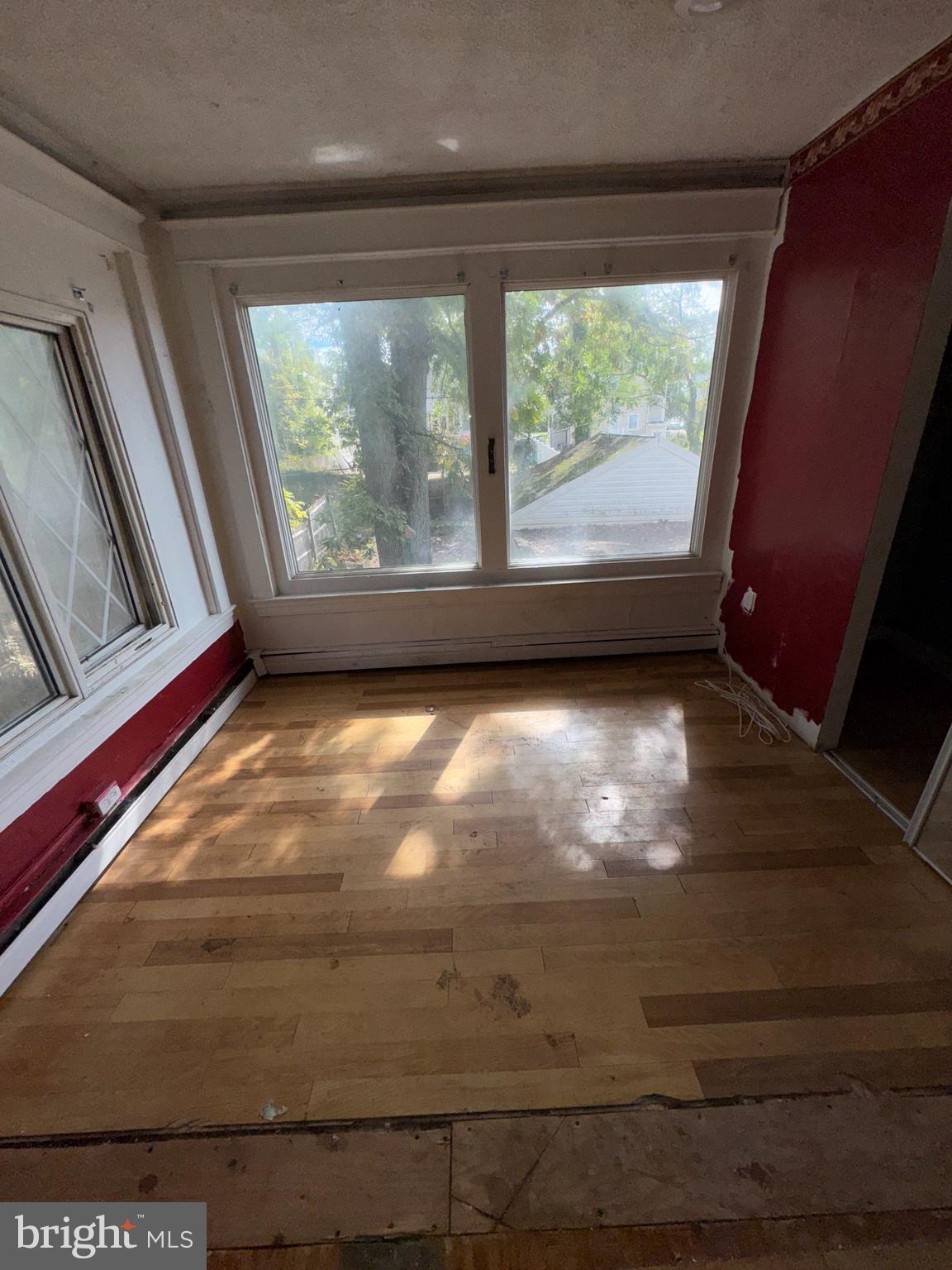 WINDSOR HILLS - Residential