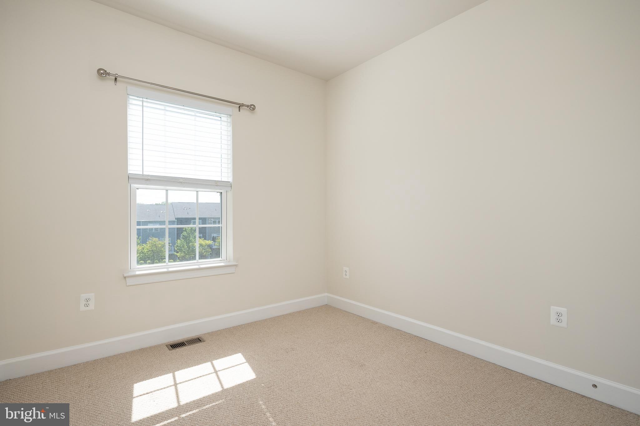 HAYMARKET CROSSING - Residential
