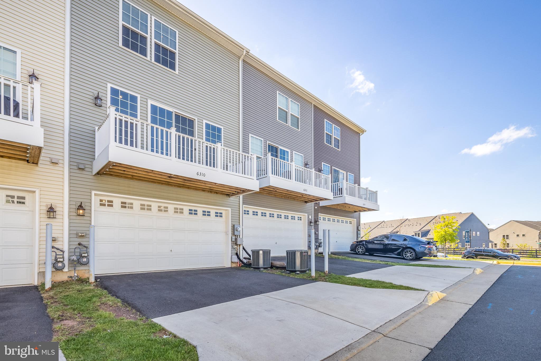 HAYMARKET CROSSING - Residential