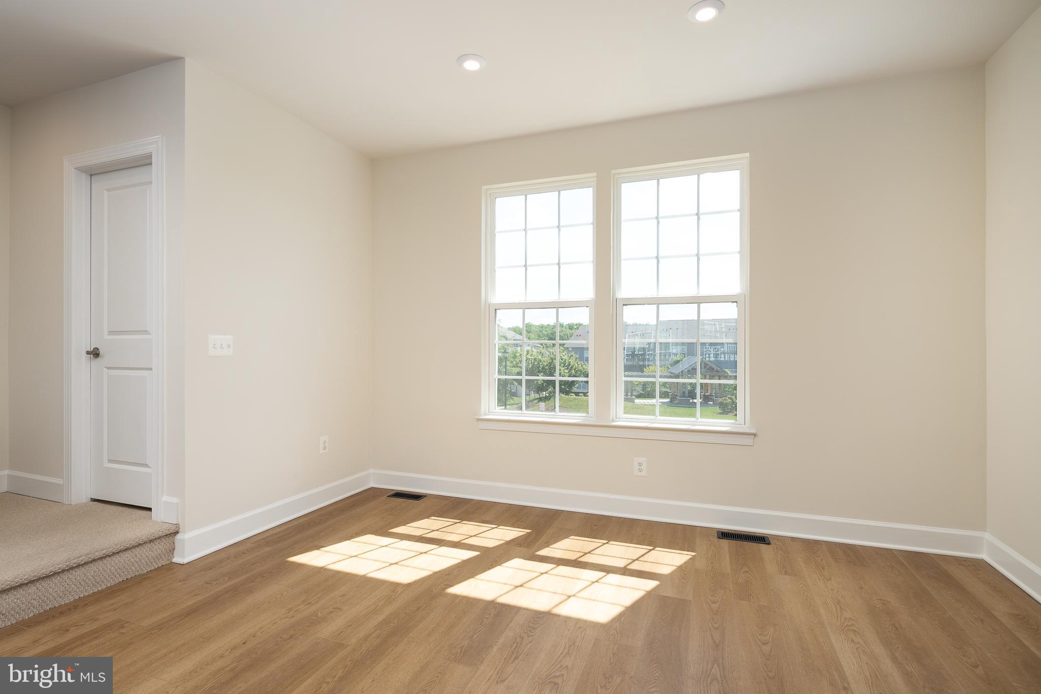 HAYMARKET CROSSING - Residential