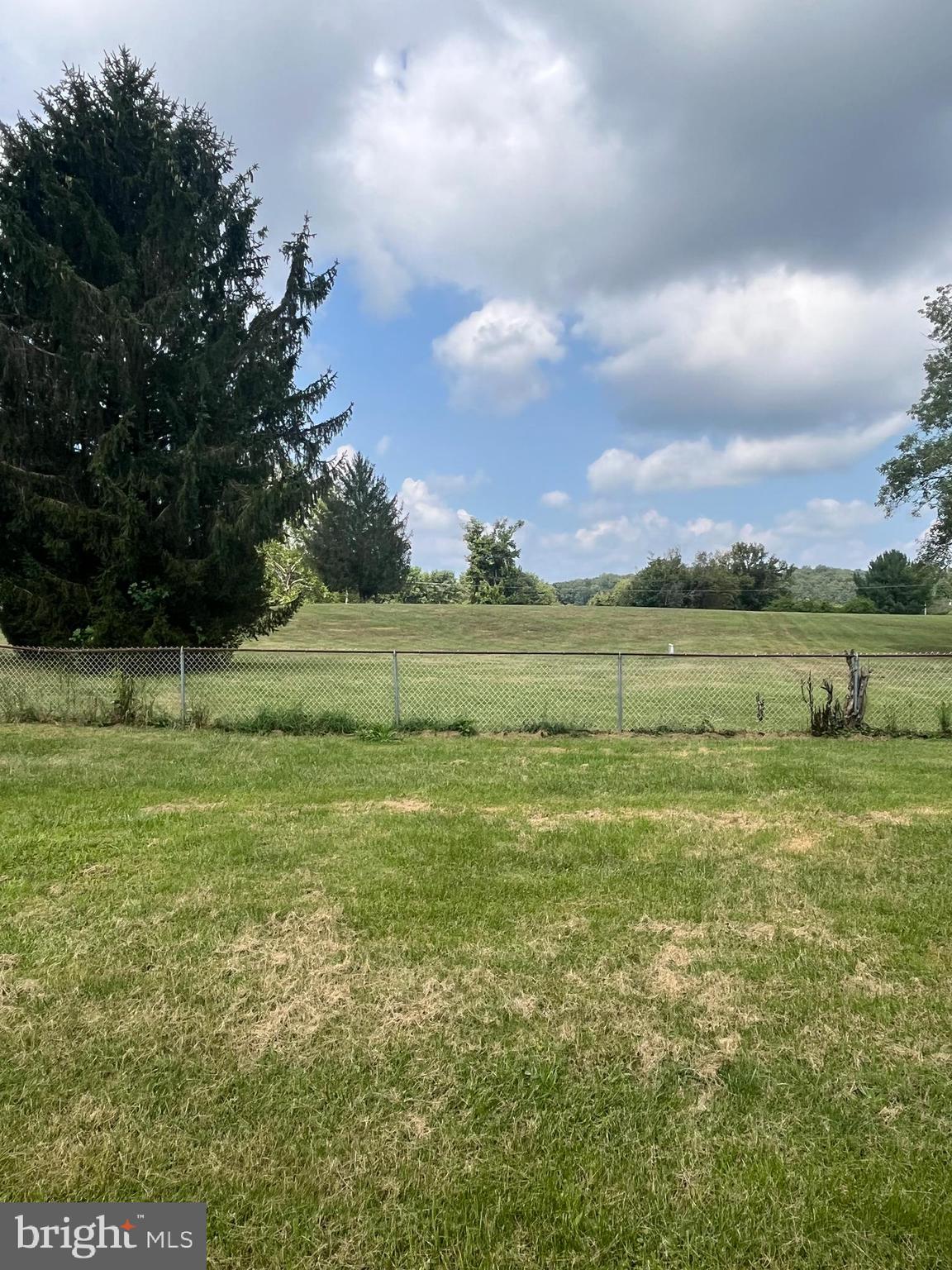 HIDDEN RIVER - Residential