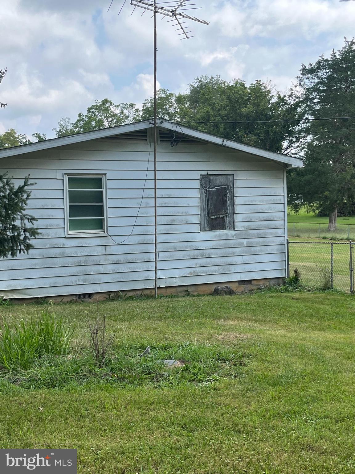 HIDDEN RIVER - Residential