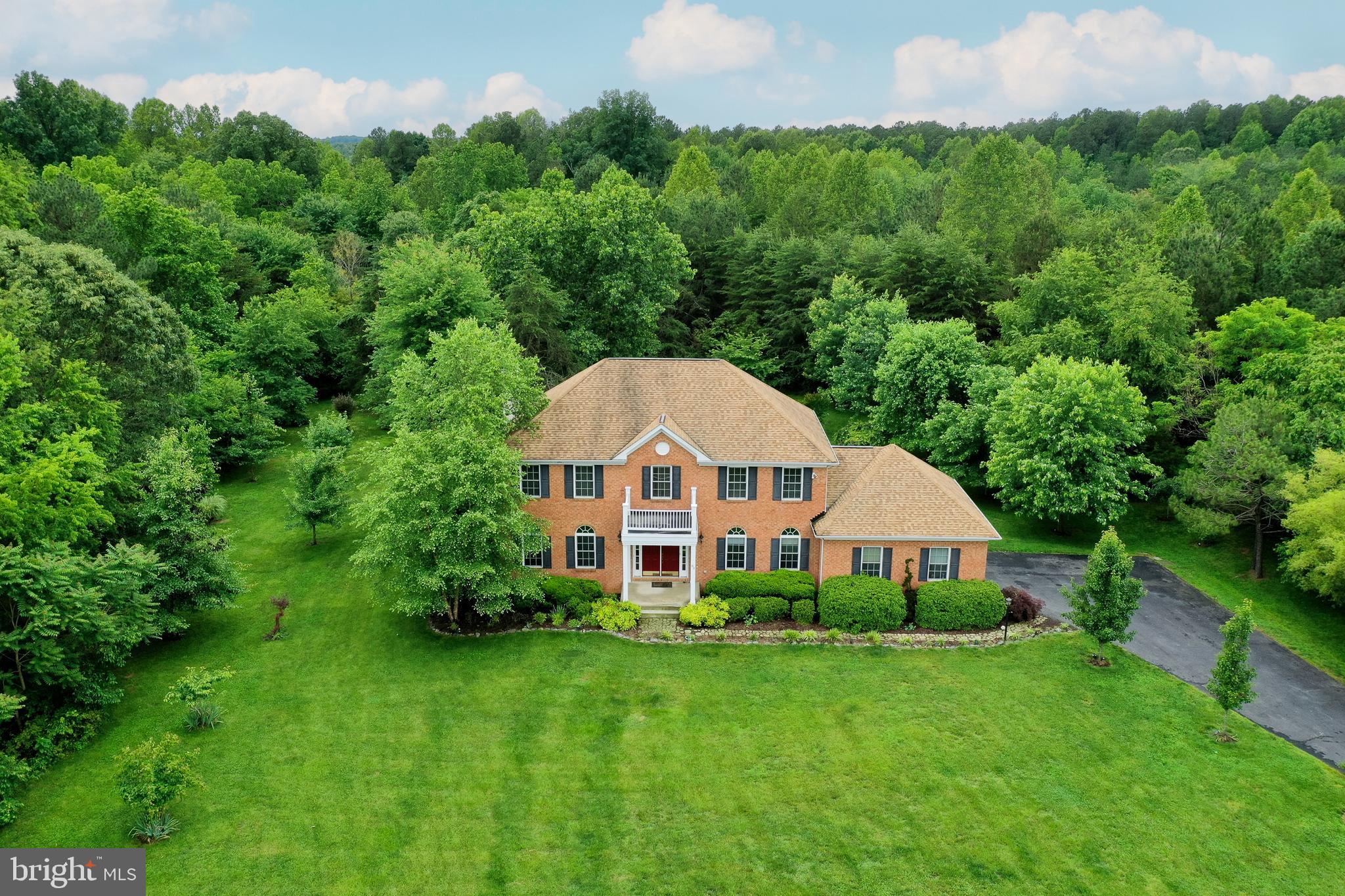THE WATERS AT LAKE ANNA - Residential