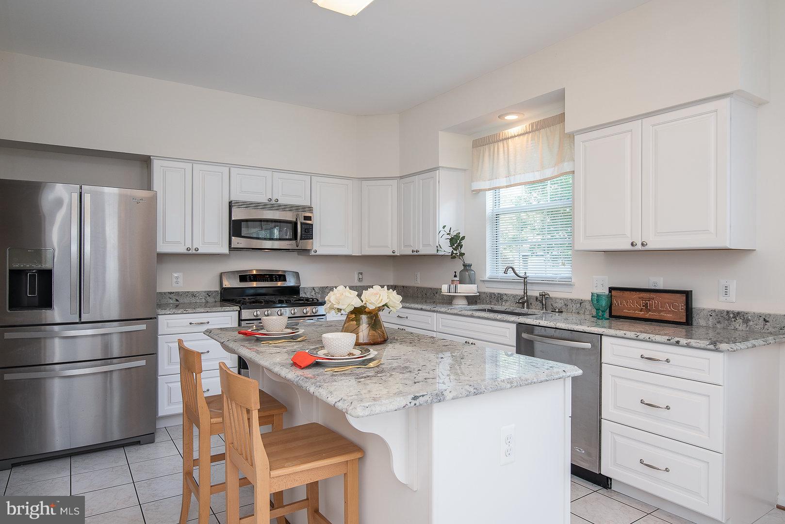 THE MANORS OF PARK RIDGE - Residential Lease