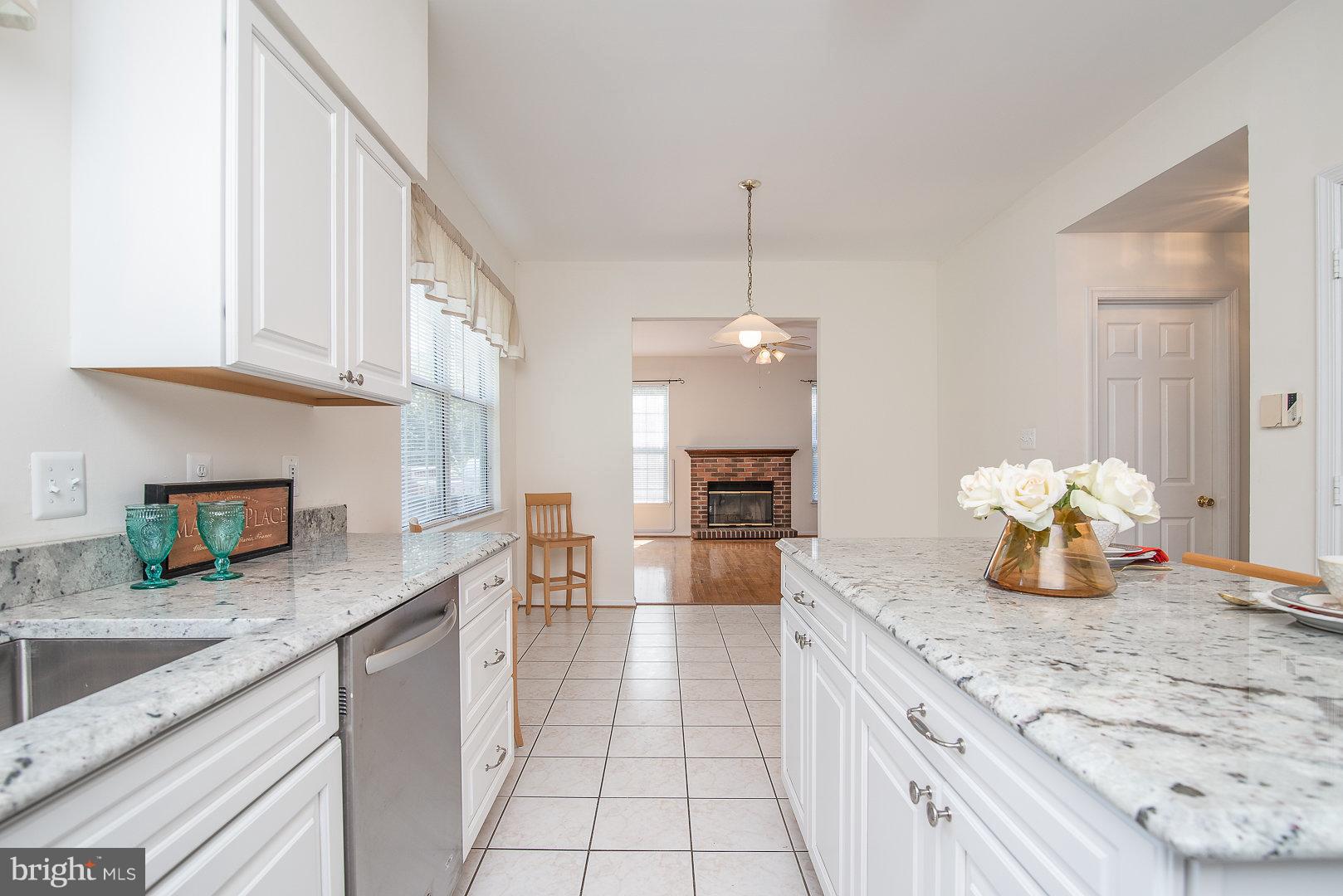 THE MANORS OF PARK RIDGE - Residential Lease