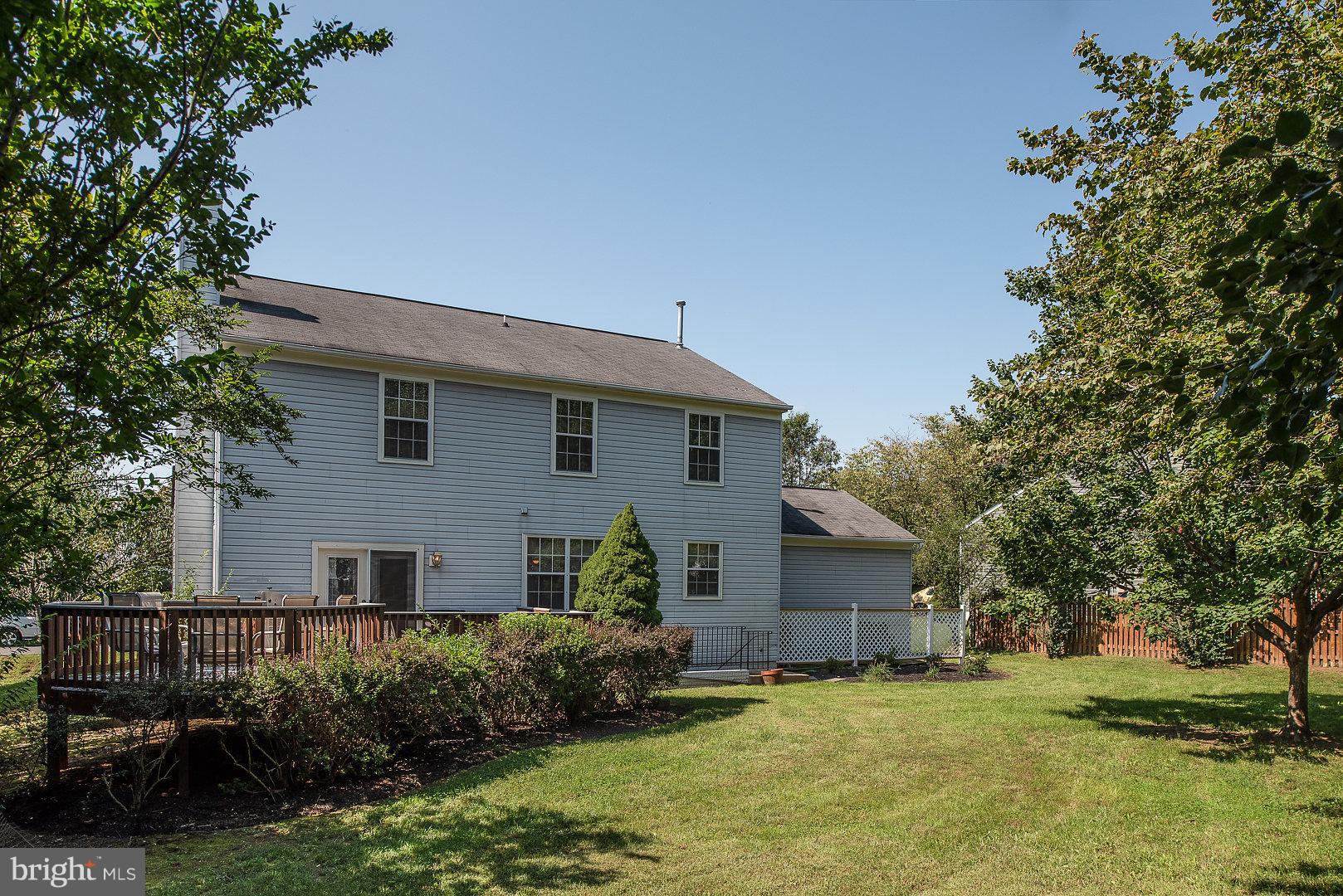 THE MANORS OF PARK RIDGE - Residential Lease