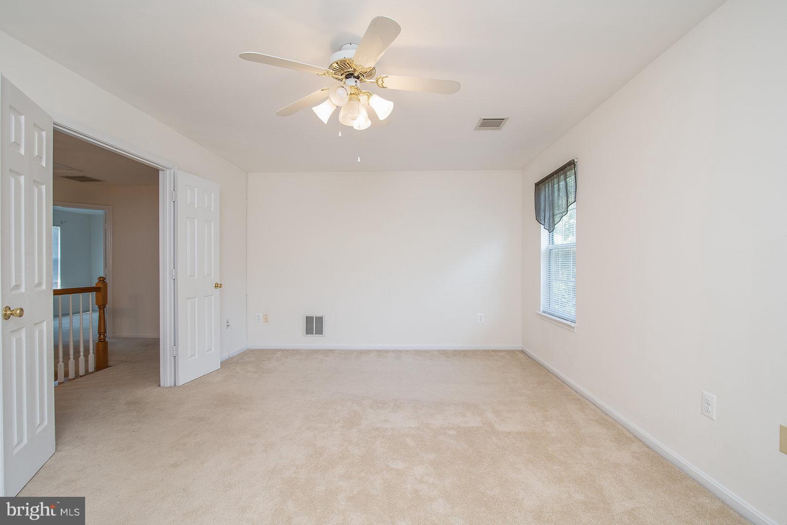 THE MANORS OF PARK RIDGE - Residential Lease