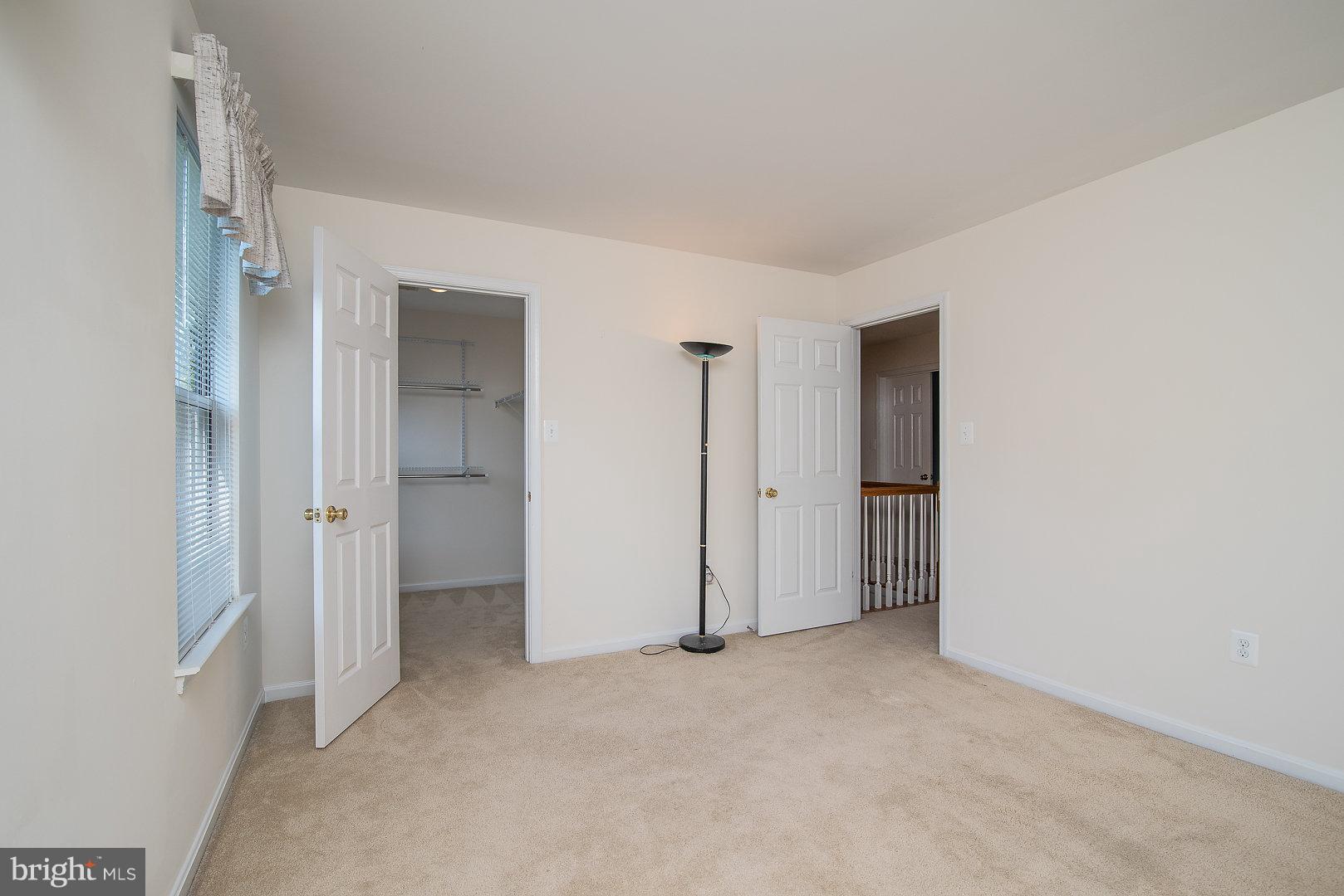 THE MANORS OF PARK RIDGE - Residential Lease