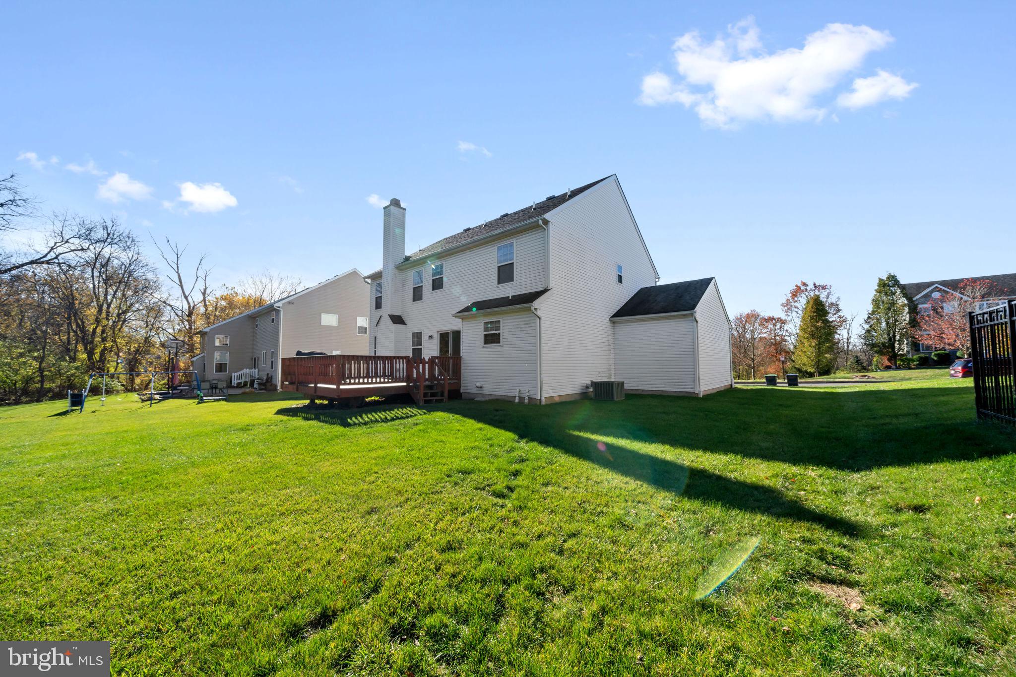 OAK CREEK - Residential