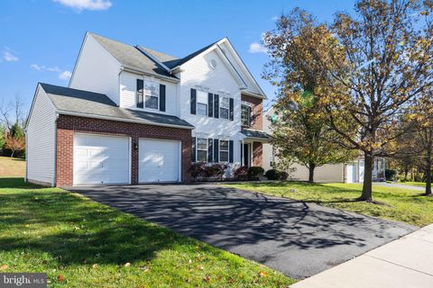 172 OAK CREEK DRIVE ROYERSFORD PA 19468