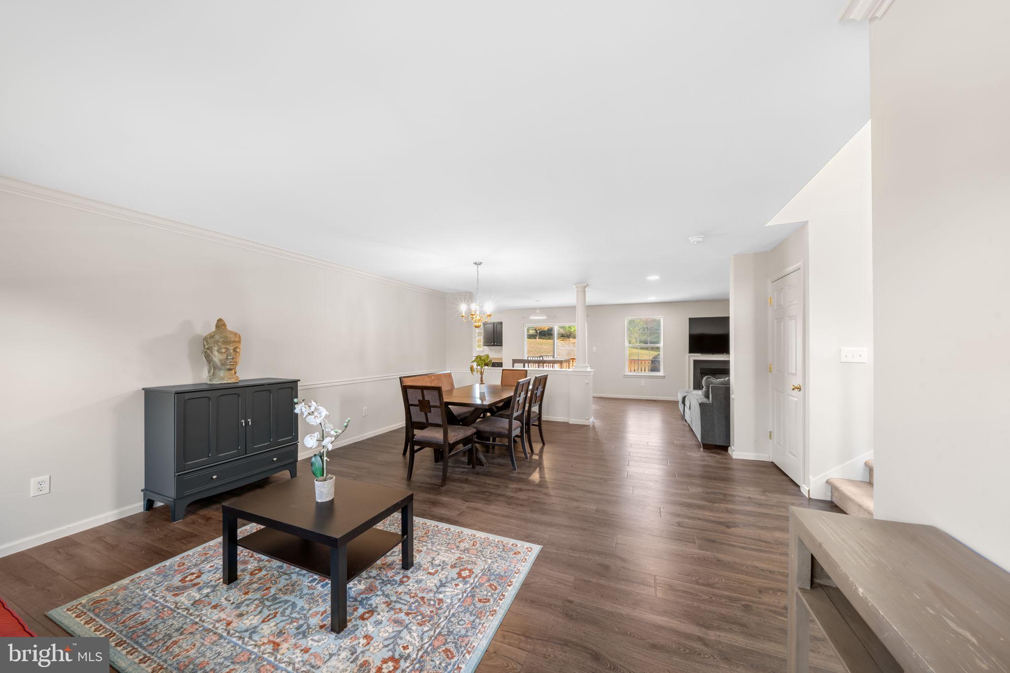 OAK CREEK - Residential