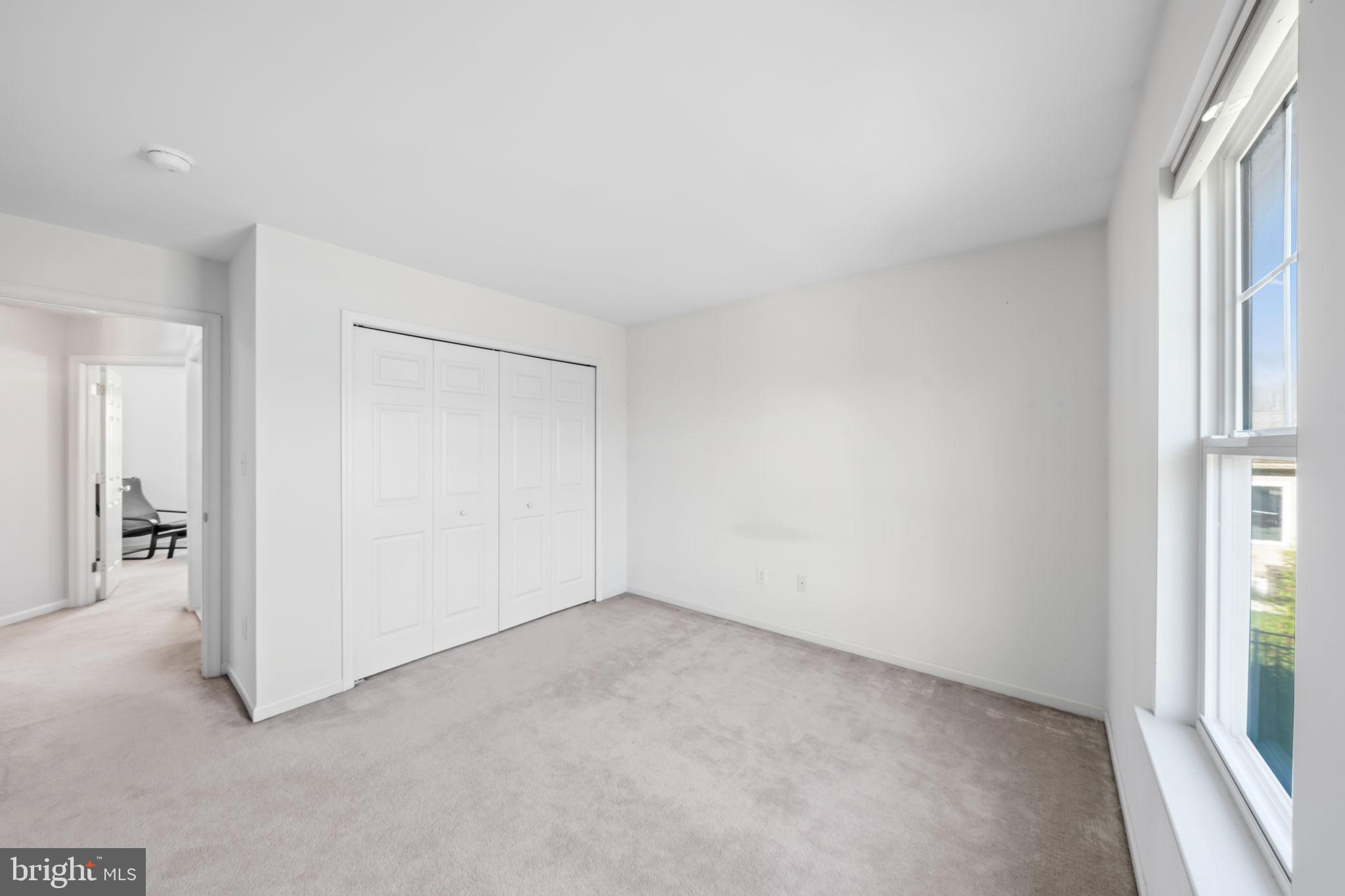 OAK CREEK - Residential